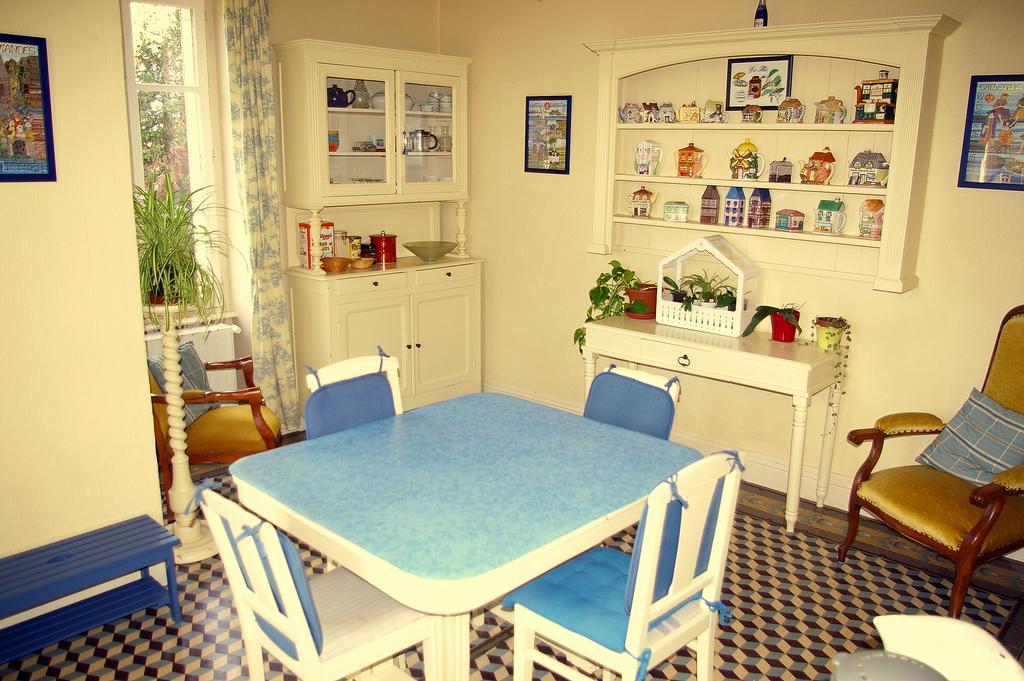 Chambres Au Logis Des Acacias Le Puley エクステリア 写真